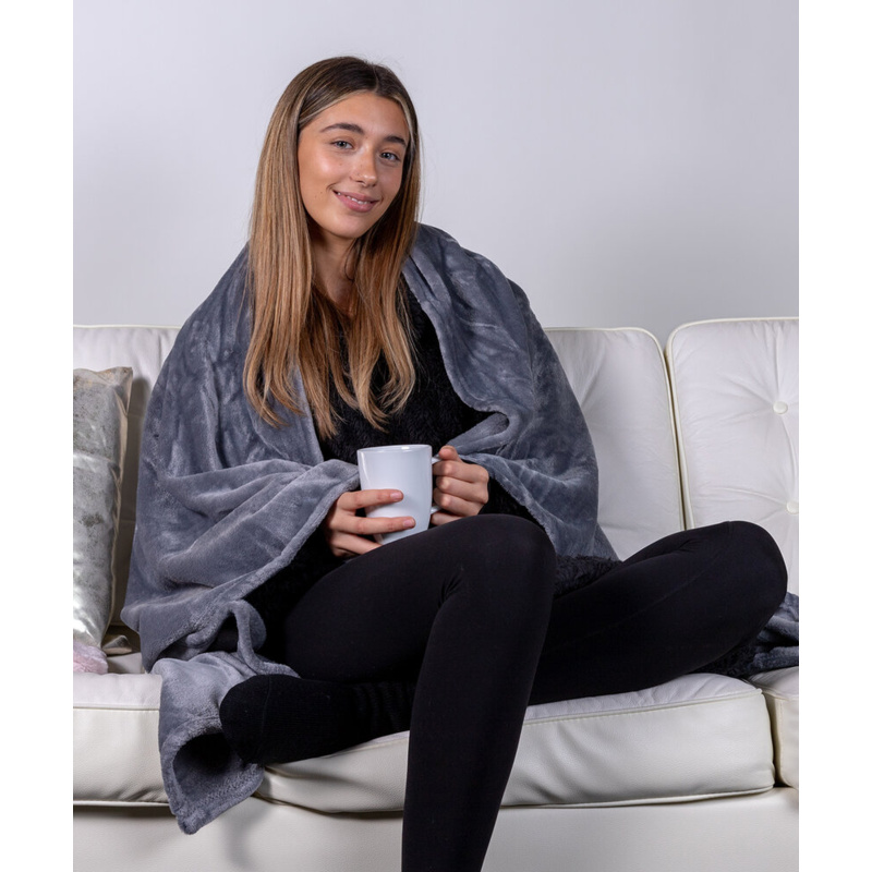 Eskimo-style blanket Thumbnail