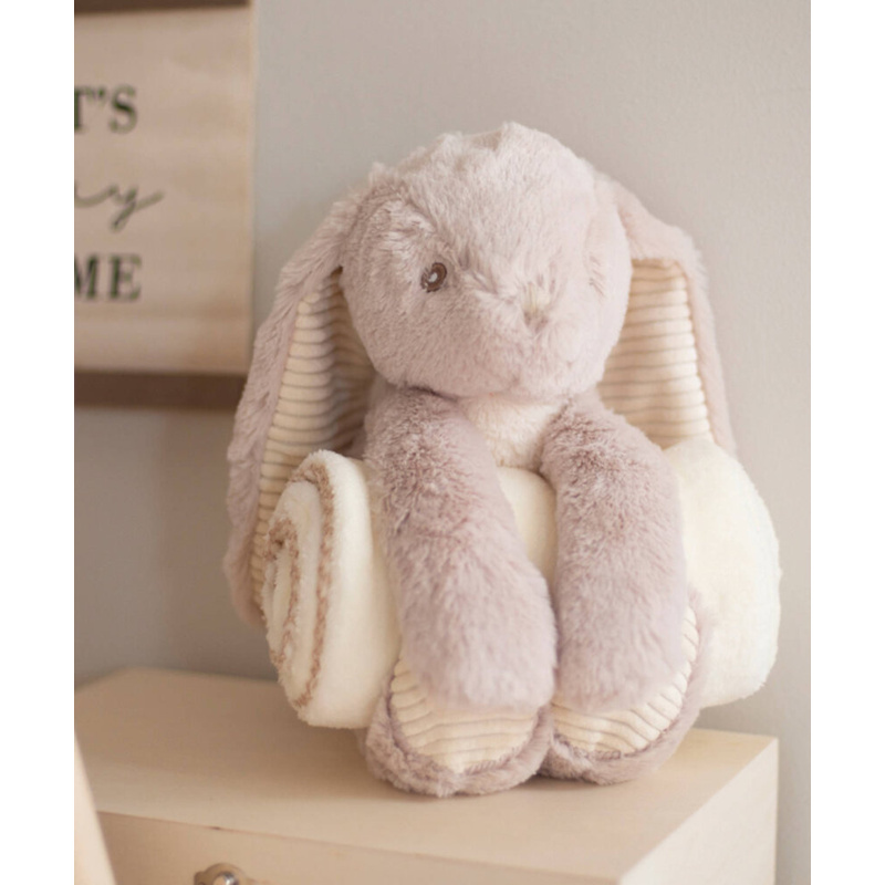 Rabbit and blanket Thumbnail