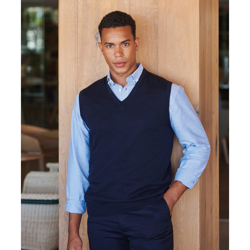 Sleeveless v-neck jumper Thumbnail