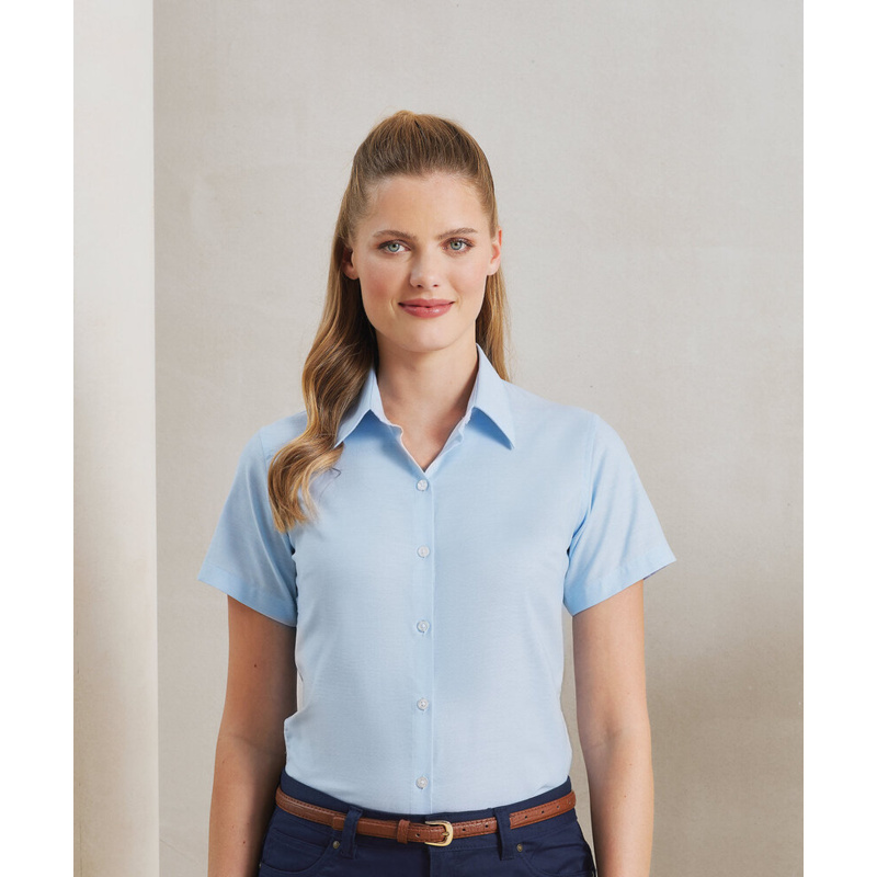Women's signature Oxford short sleeve shirt Thumbnail