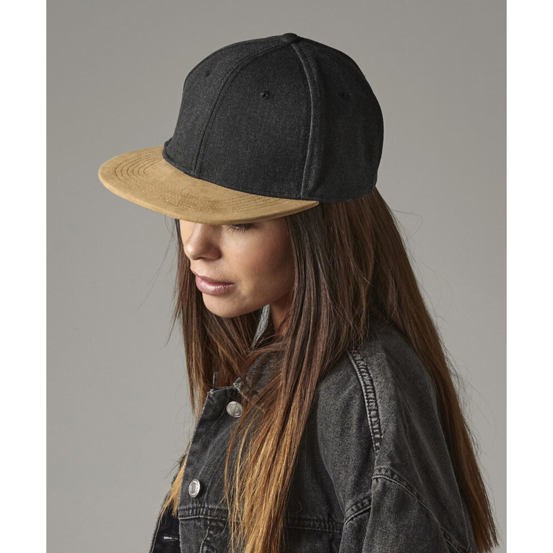 Suede peak snapback Thumbnail