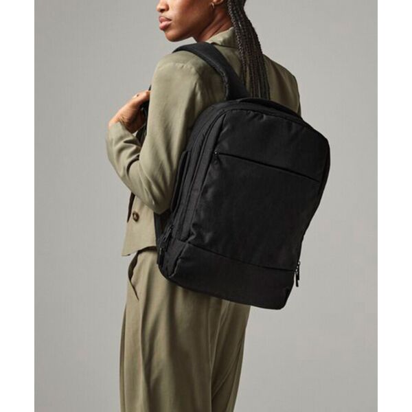 Q-Tech charge convertible backpack Thumbnail