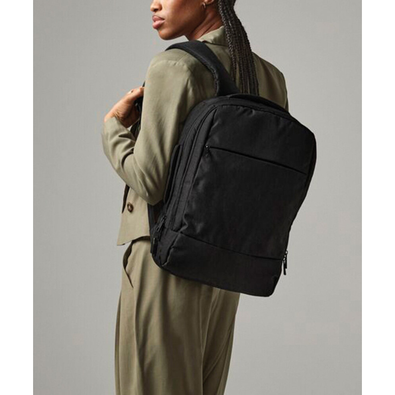 Q-Tech charge convertible backpack Thumbnail